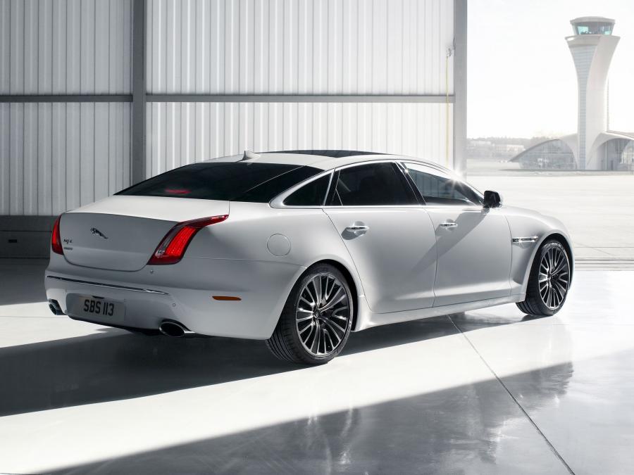  Jaguar XJ Ultimate 2012 года  (фото 25 из 54)